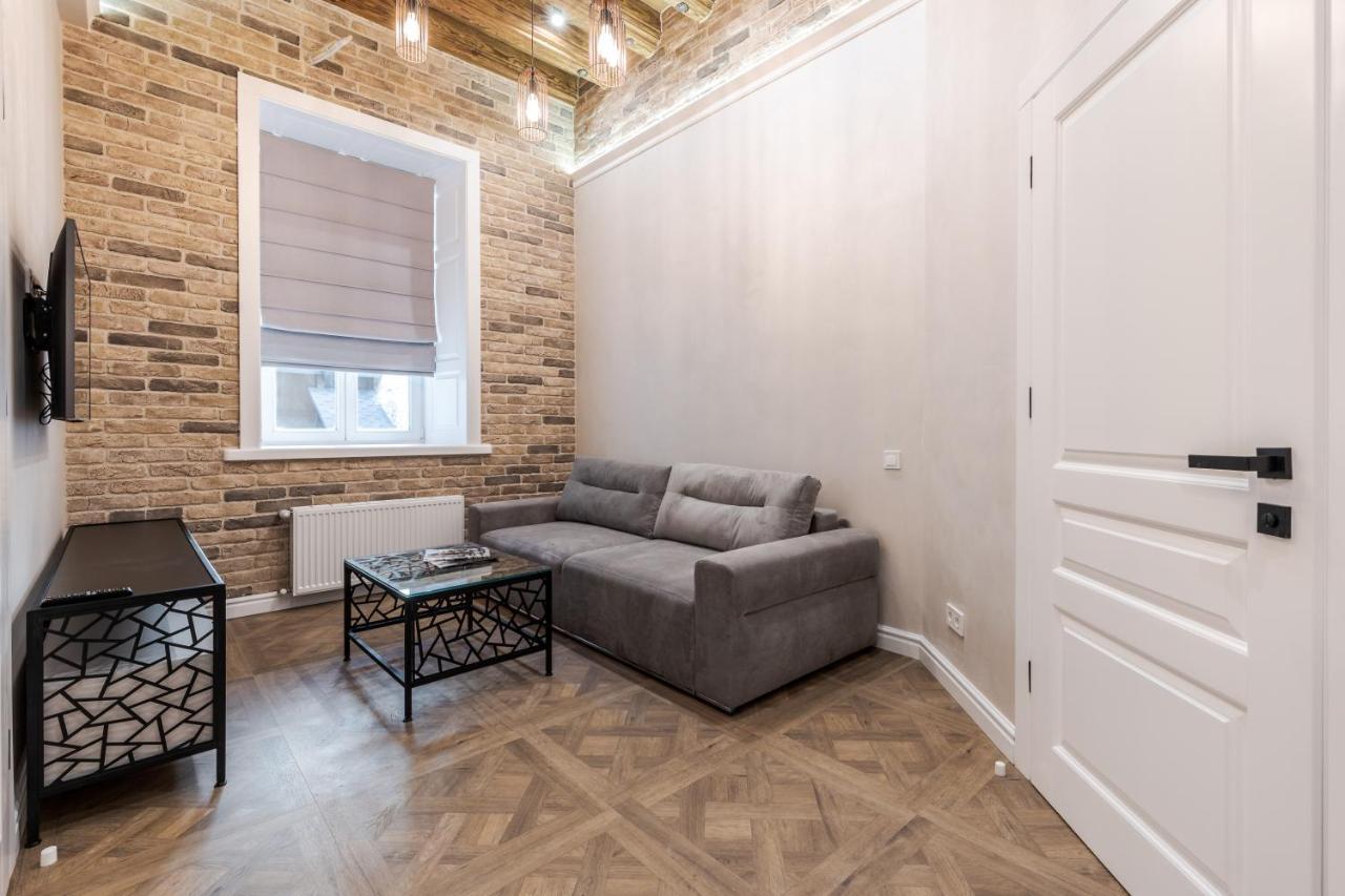 Rynok Square Apartment 2 Lviv Buitenkant foto